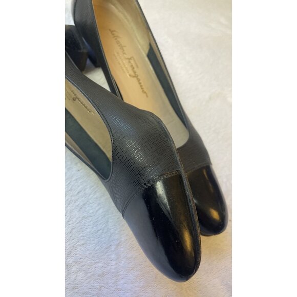 Pair of Salvatore Ferragamo Women's Pump Heels Black Patent Leather Size 10 4A - Picture 12 of 16